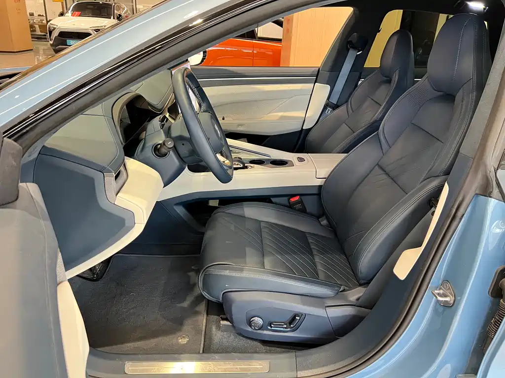 ZEEKR EXTREME KRYPTON 001