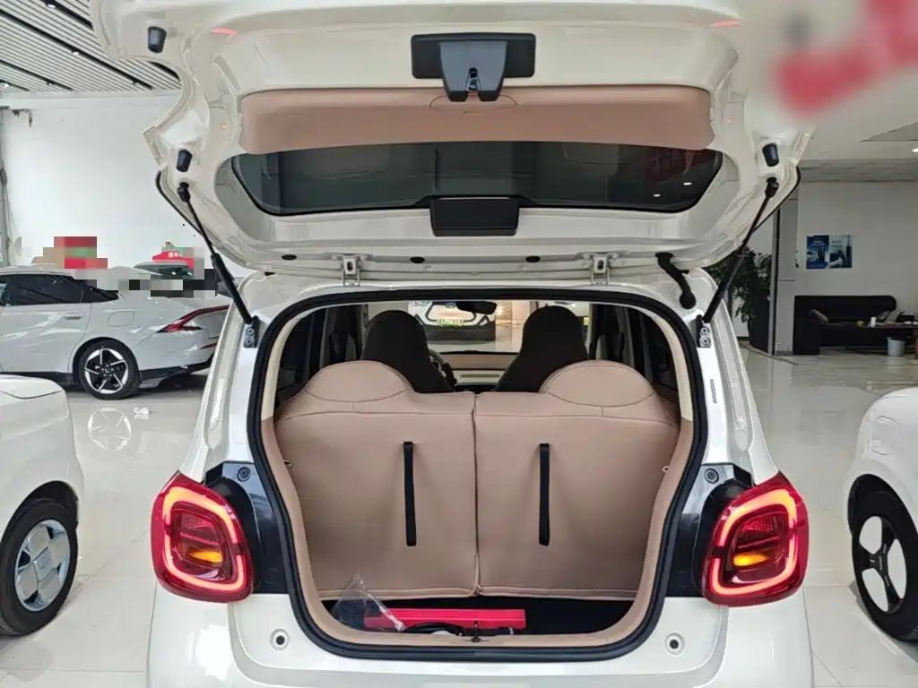 Wuling MINIEV — миниатюра 19