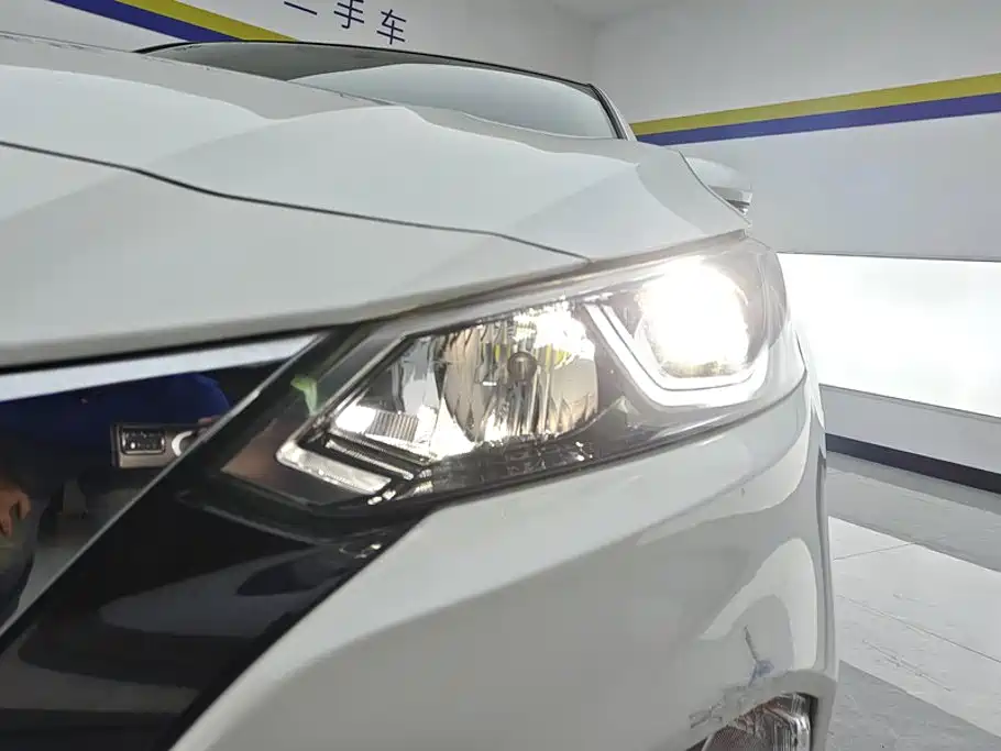 Nissan Teana — миниатюра 5