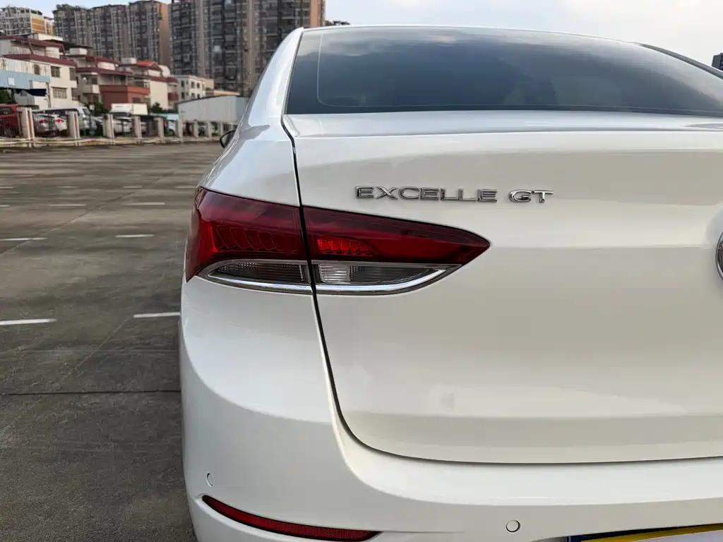 Buick Excelle — миниатюра 17