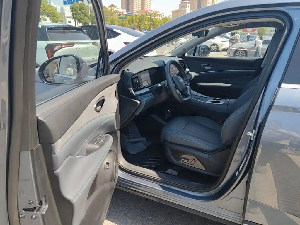 BYD Sealion 07 DM-i — миниатюра 16