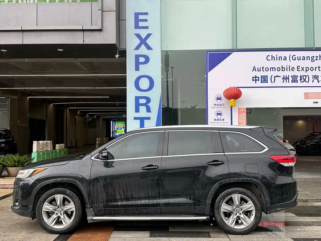 Toyota Highlander — миниатюра 5