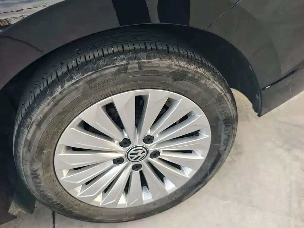 Volkswagen Lavida — миниатюра 11