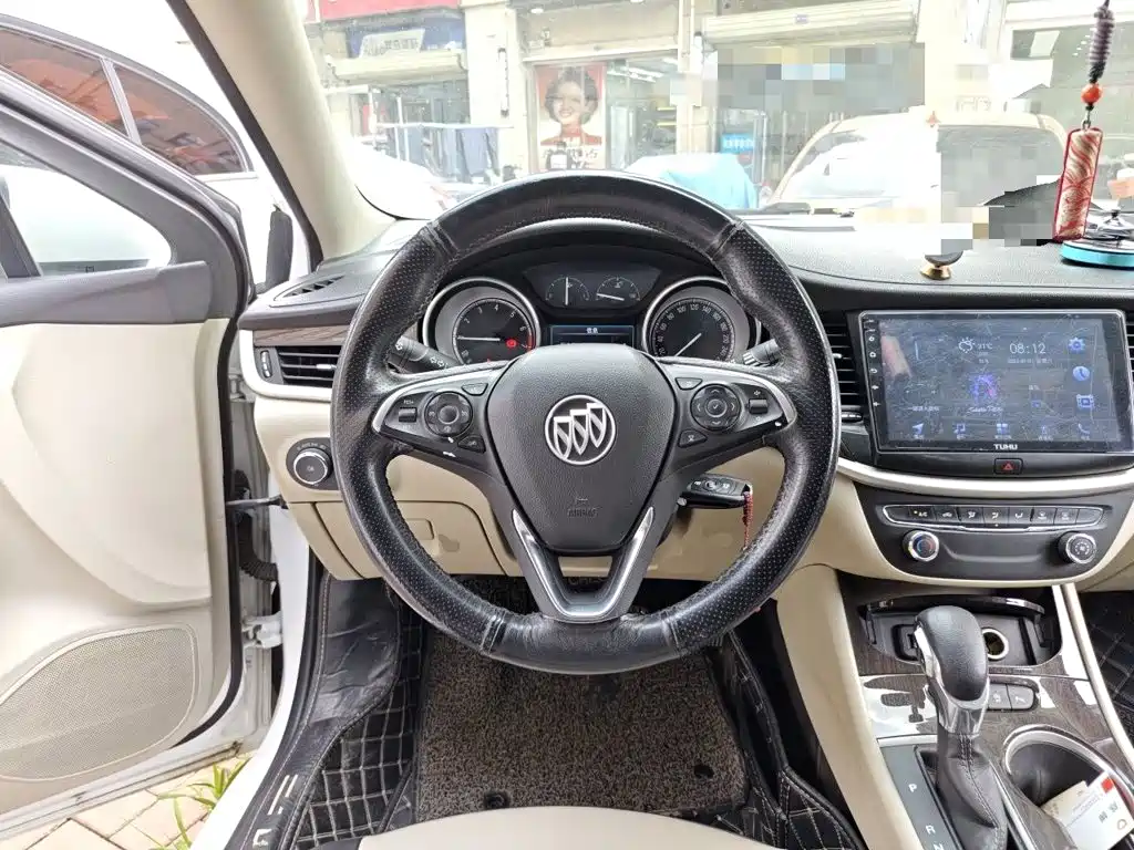 Buick Verano — миниатюра 11