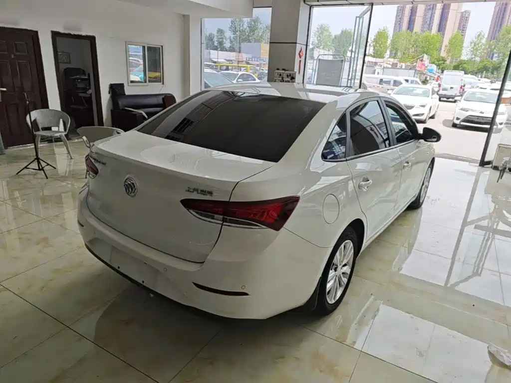 Buick Excelle — миниатюра 7