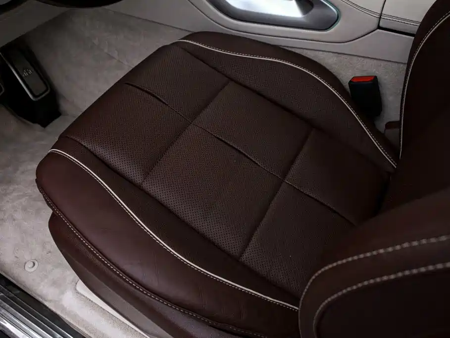 Mercedes-Benz GLS — миниатюра 17