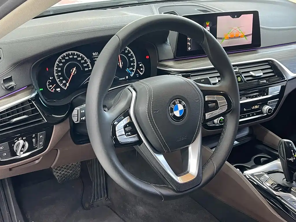 BMW 5 SERIES NEW ENERGY