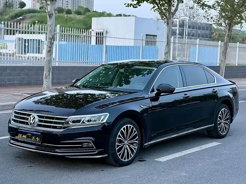 Купить Volkswagen Phideon