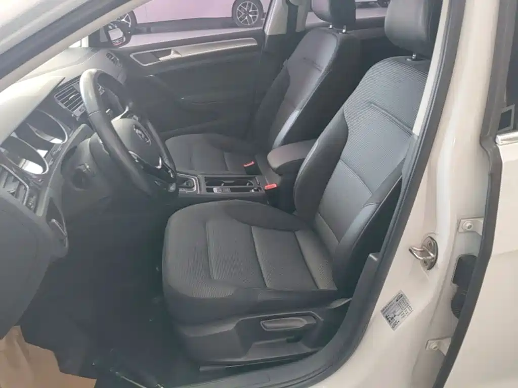 Volkswagen Golf — миниатюра 15