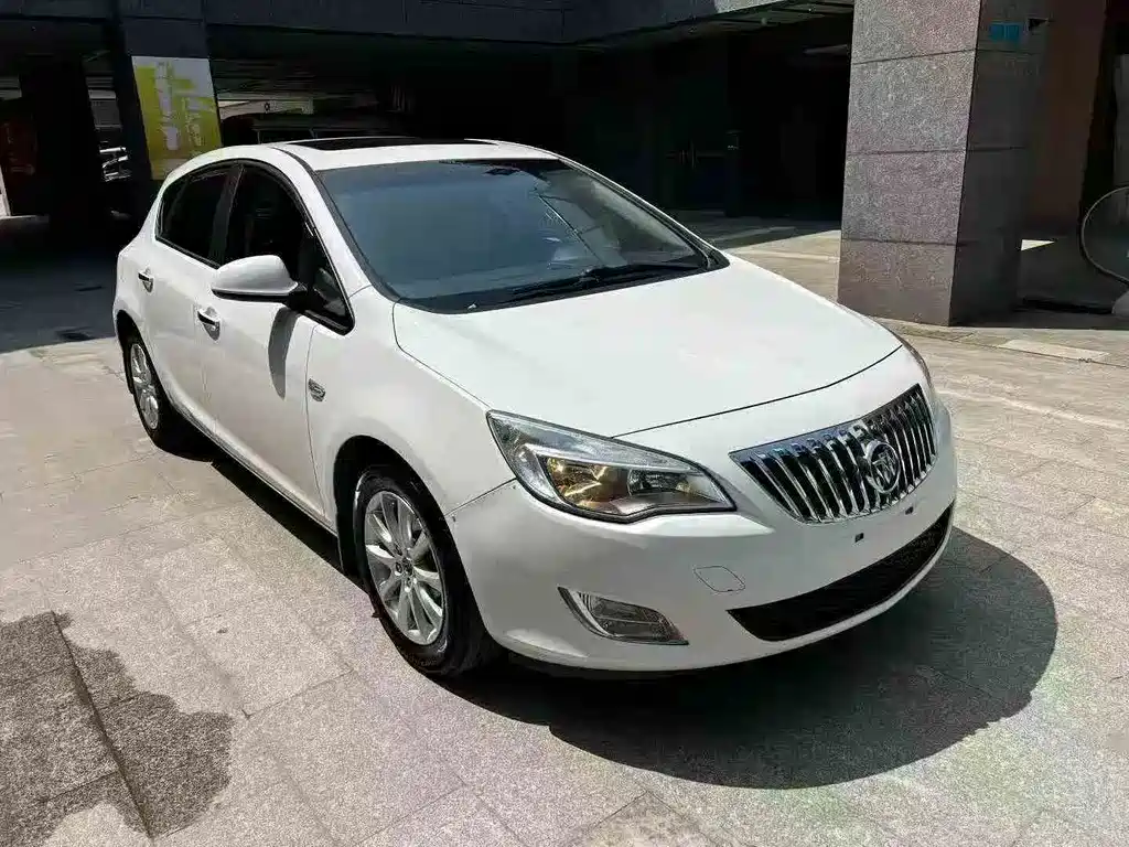 Buick Excelle — миниатюра 3