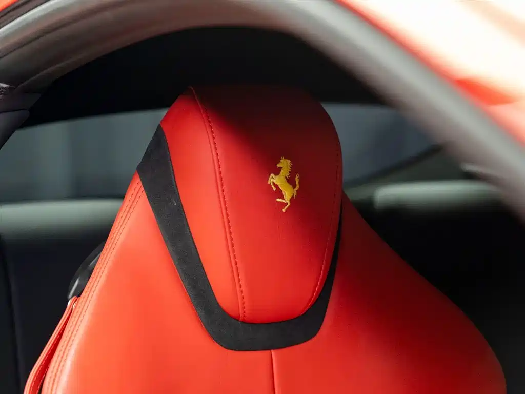 FERRARI ROMA