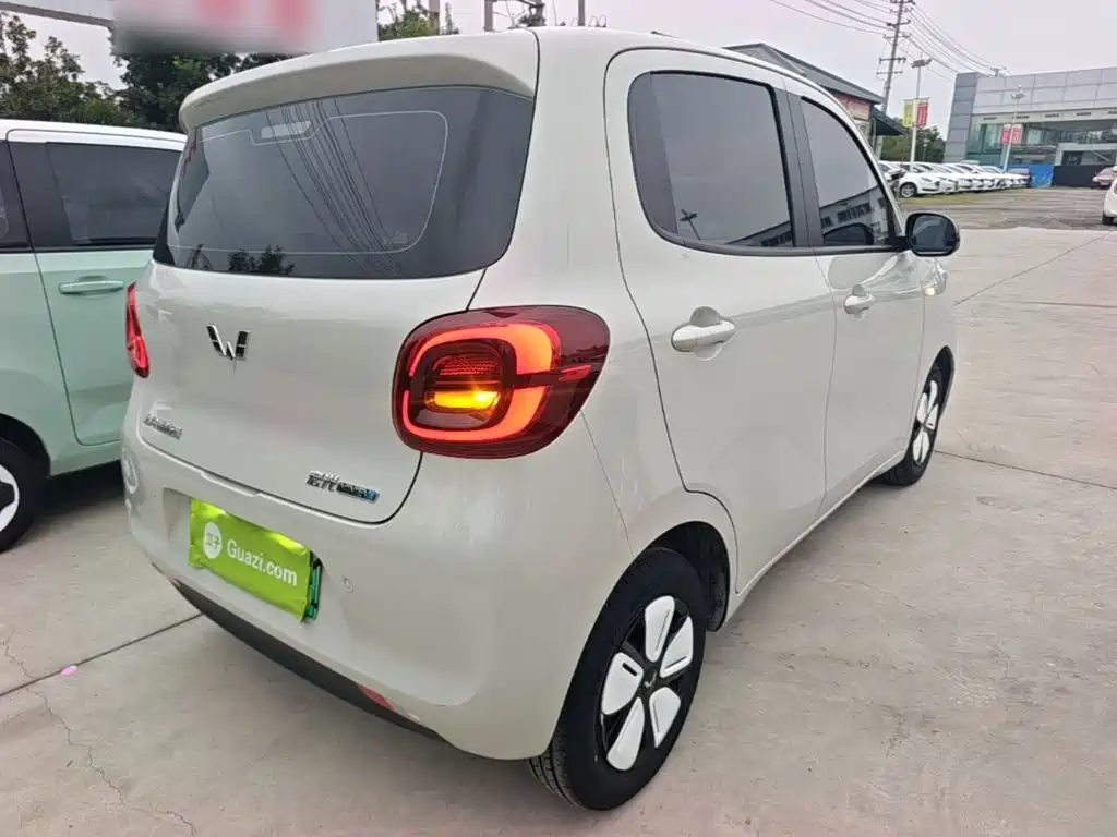Wuling MINIEV — миниатюра 7
