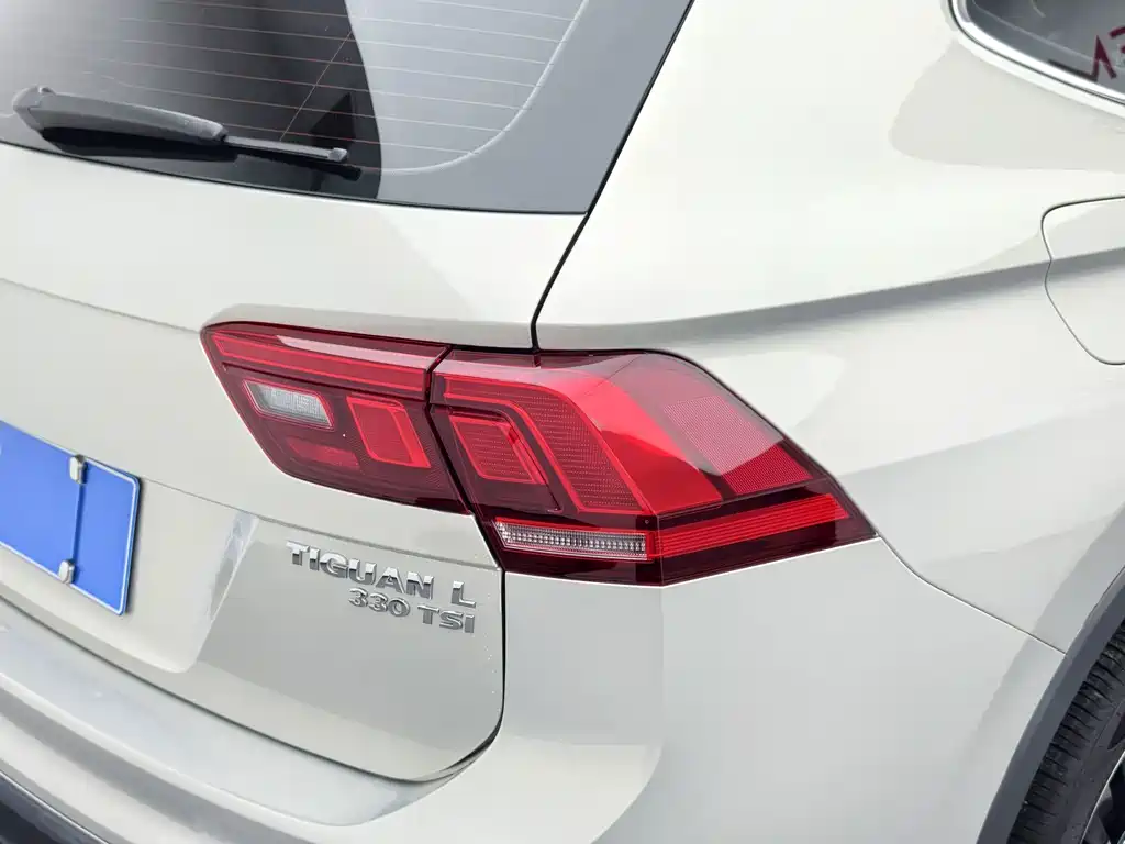 Volkswagen Tiguan L — миниатюра 10