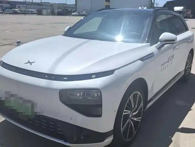 2025 Xpeng G9