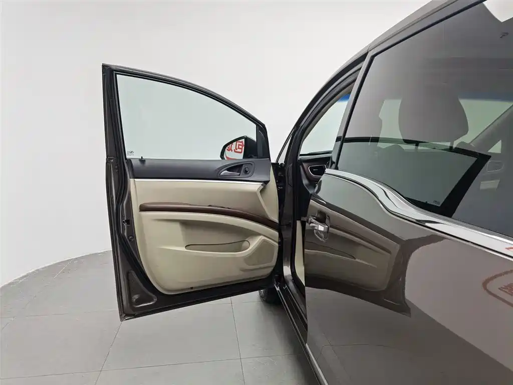 Buick GL8 2014 2.4L LT Luxury Executive
