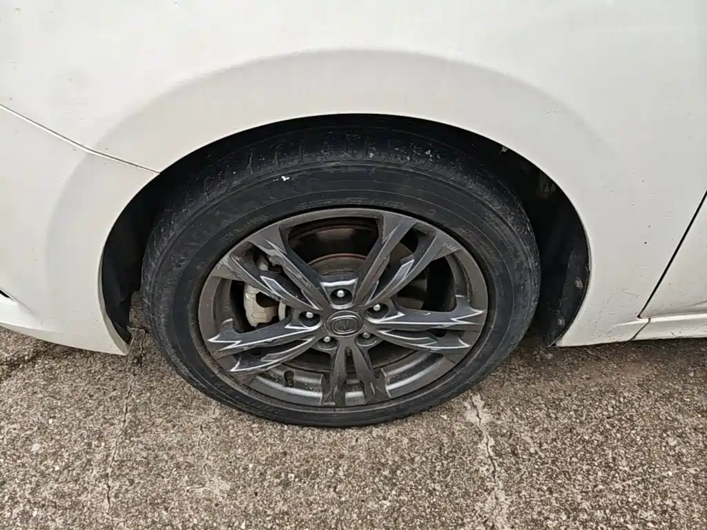 Changan Eado DT — миниатюра 23