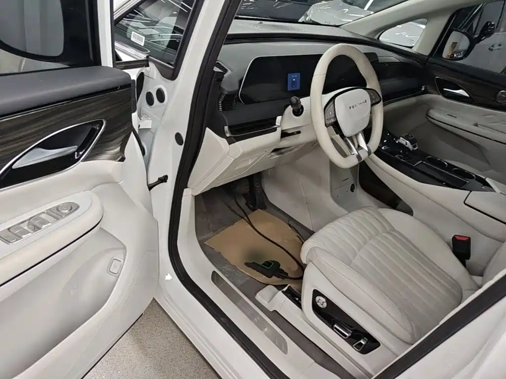 Fengxing Xinghai V9 — миниатюра 16