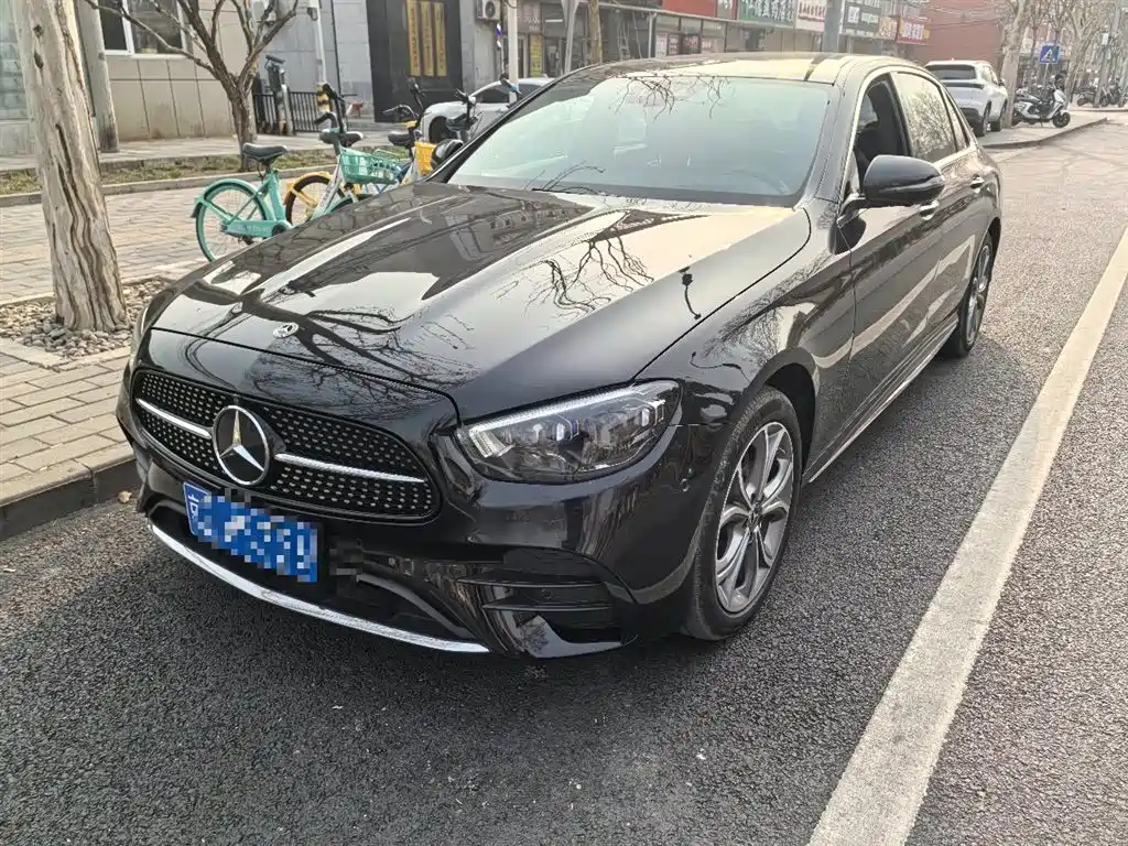 Mercedes-Benz E-Class 2021