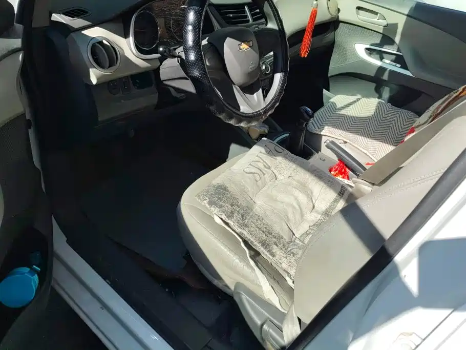 Chevrolet Sail — миниатюра 9