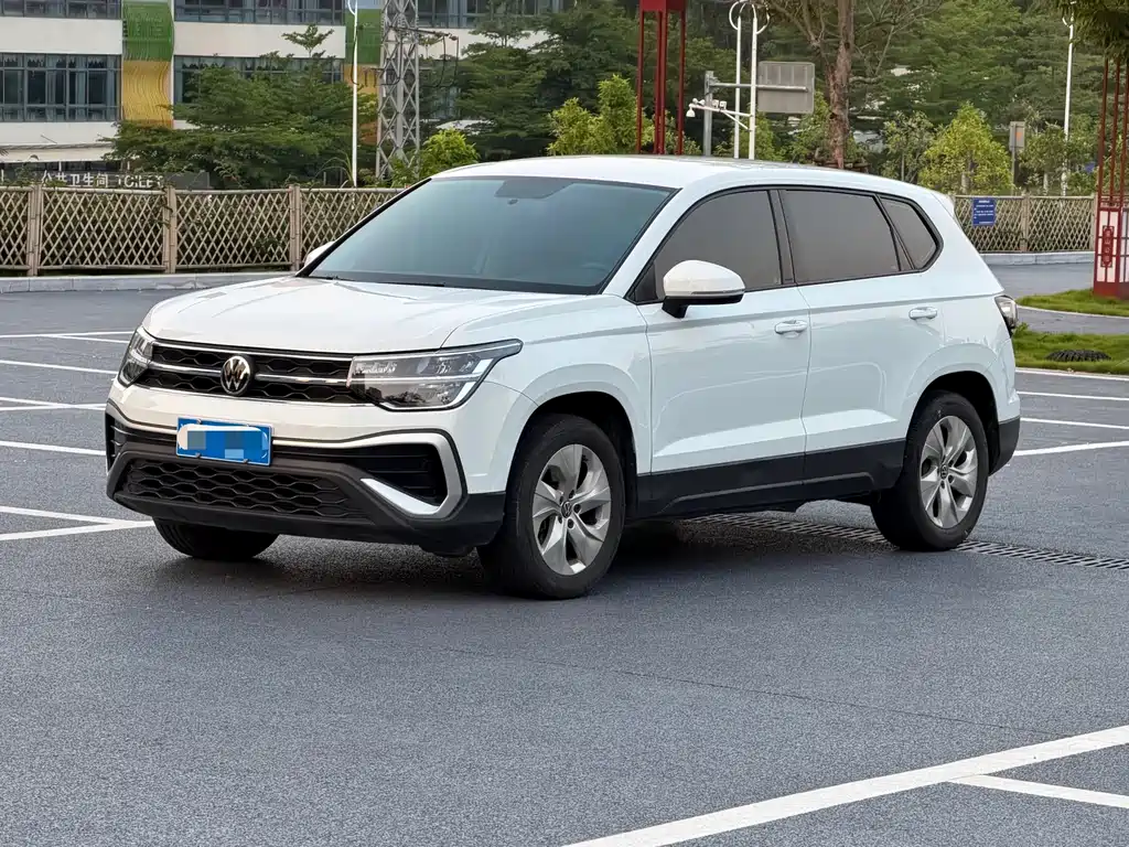 Купить Volkswagen Tharu