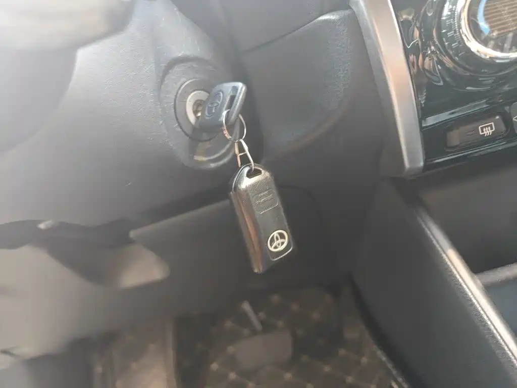 Toyota Yaris L — миниатюра 9