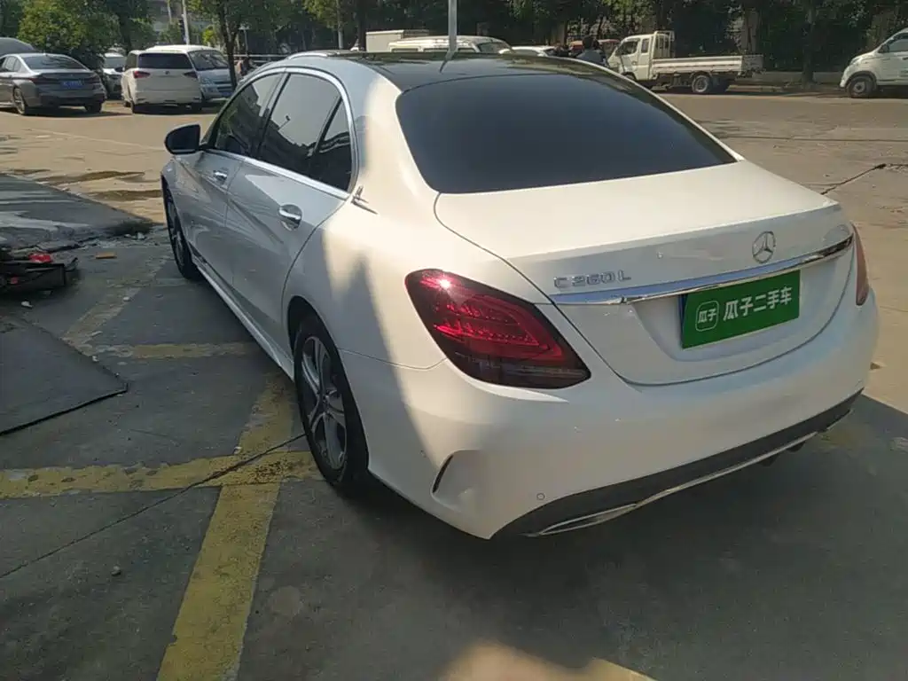 Mercedes-Benz C-Class — миниатюра 5