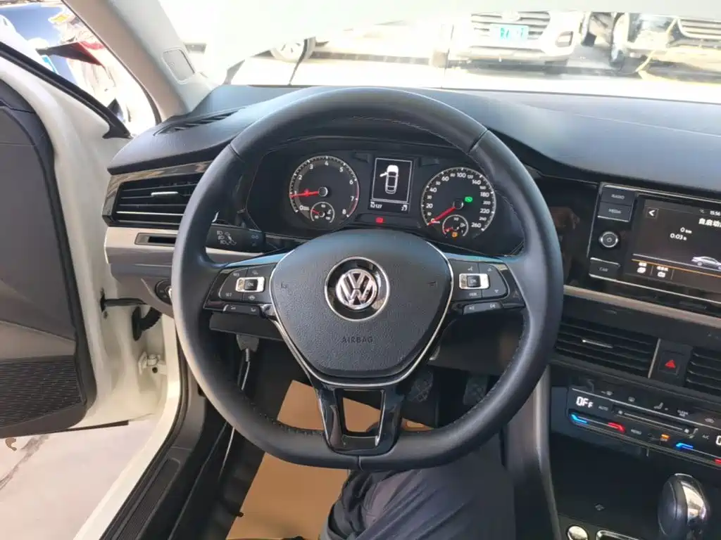Volkswagen Bora — миниатюра 11