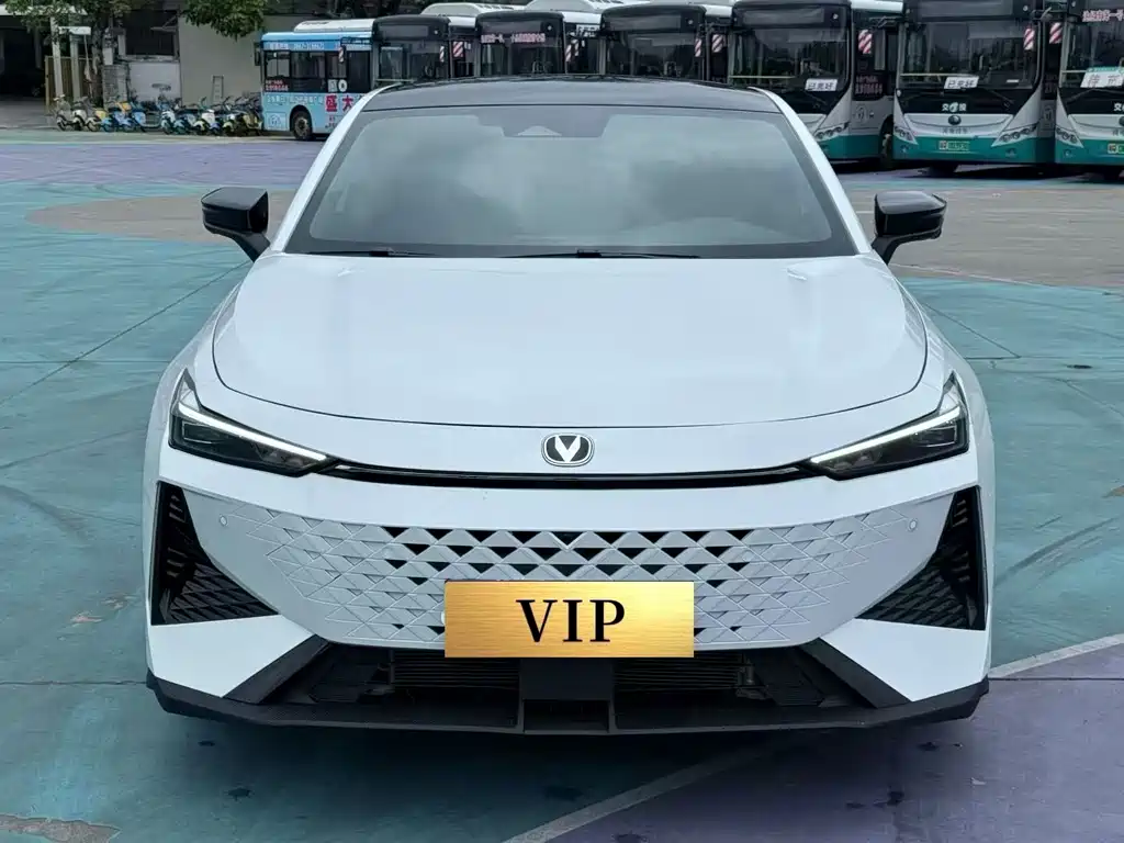 Changan UNI-V — миниатюра 2