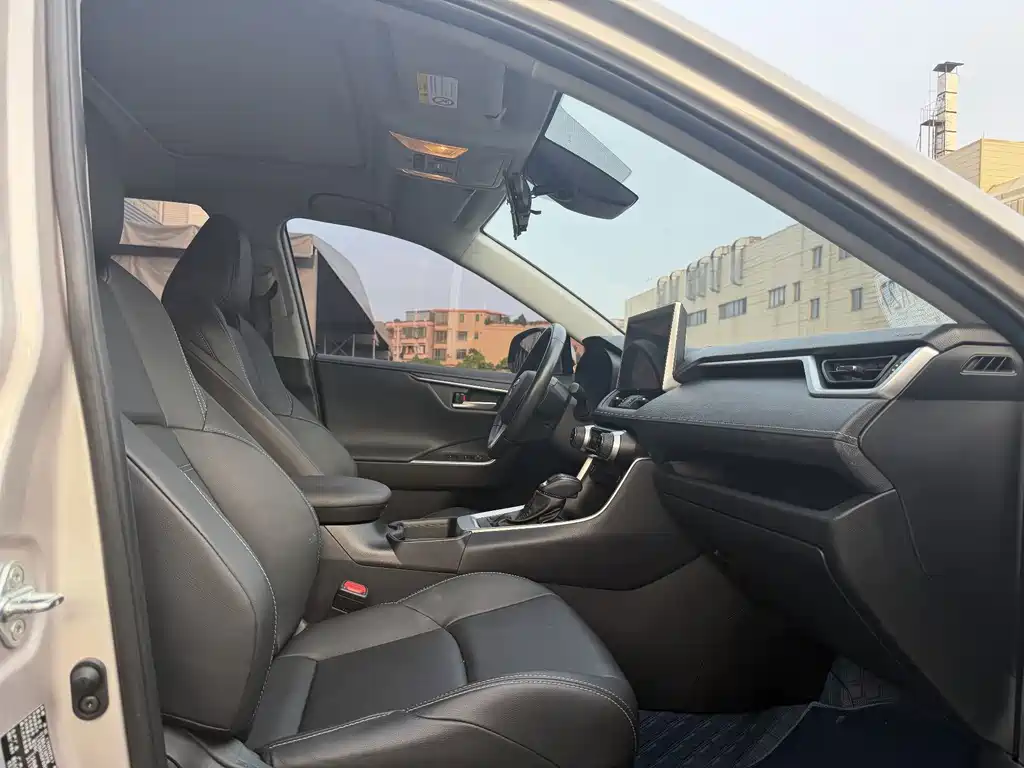 Toyota Wildlander — миниатюра 14