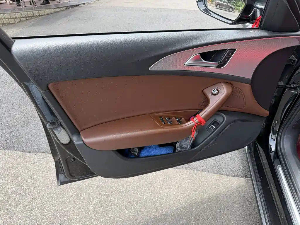 Audi A6L — миниатюра 5