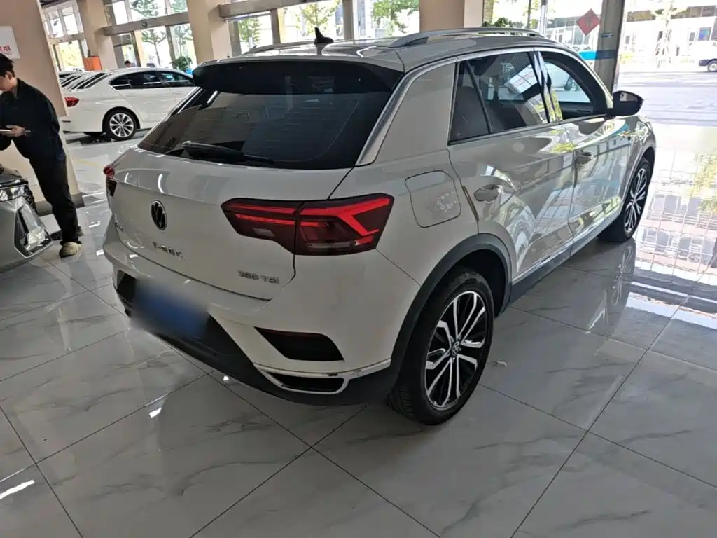 Volkswagen T-Roc — миниатюра 7