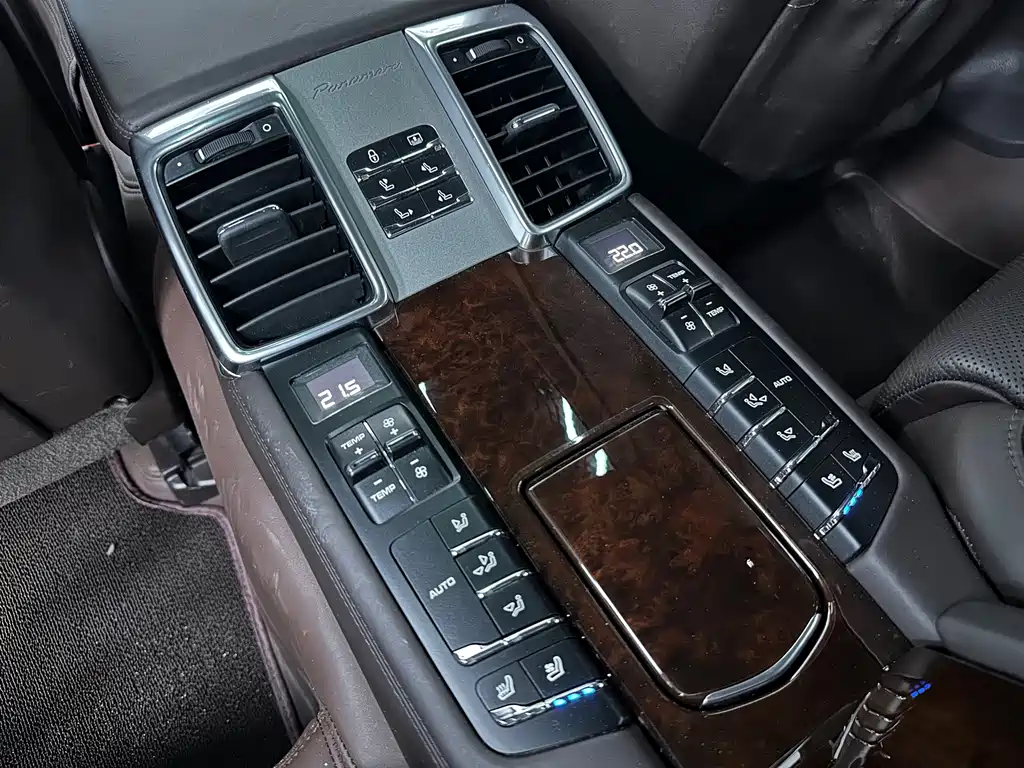 Porsche Panamera — миниатюра 20