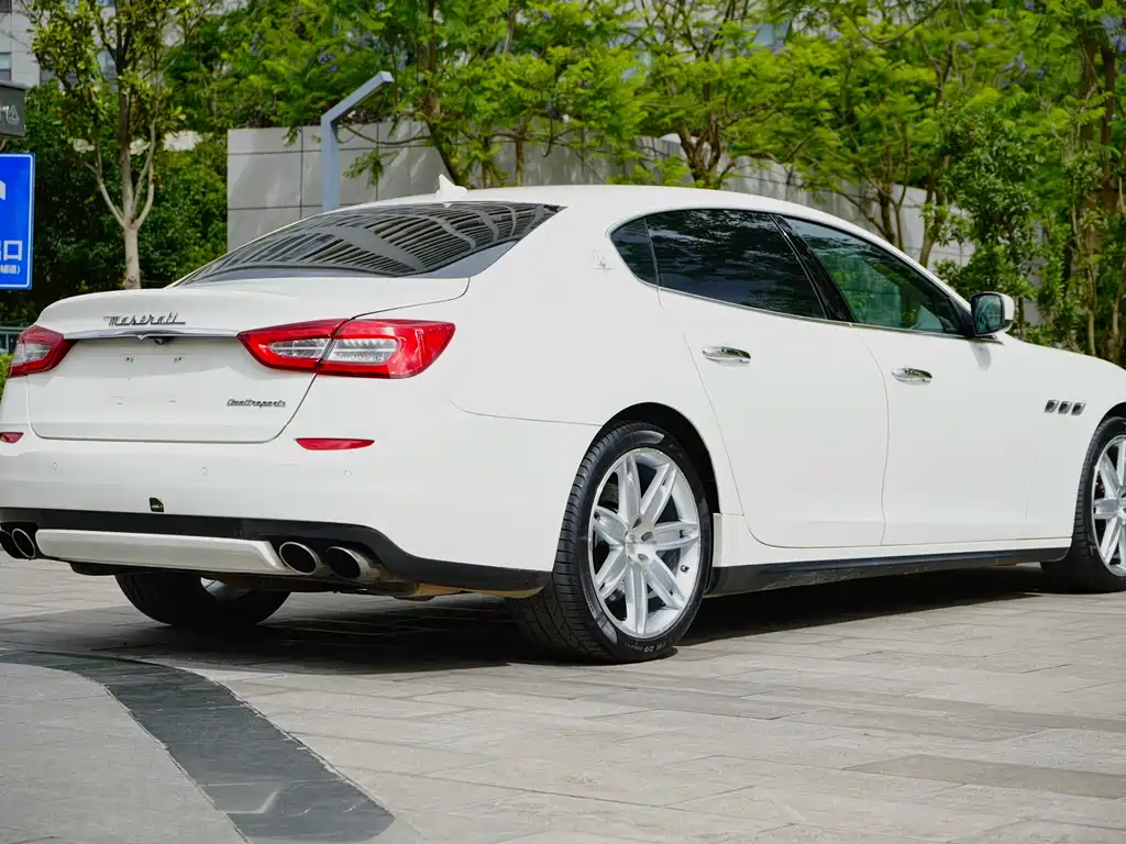 Maserati Quattroporte 3.0T Standard Type, фото 4