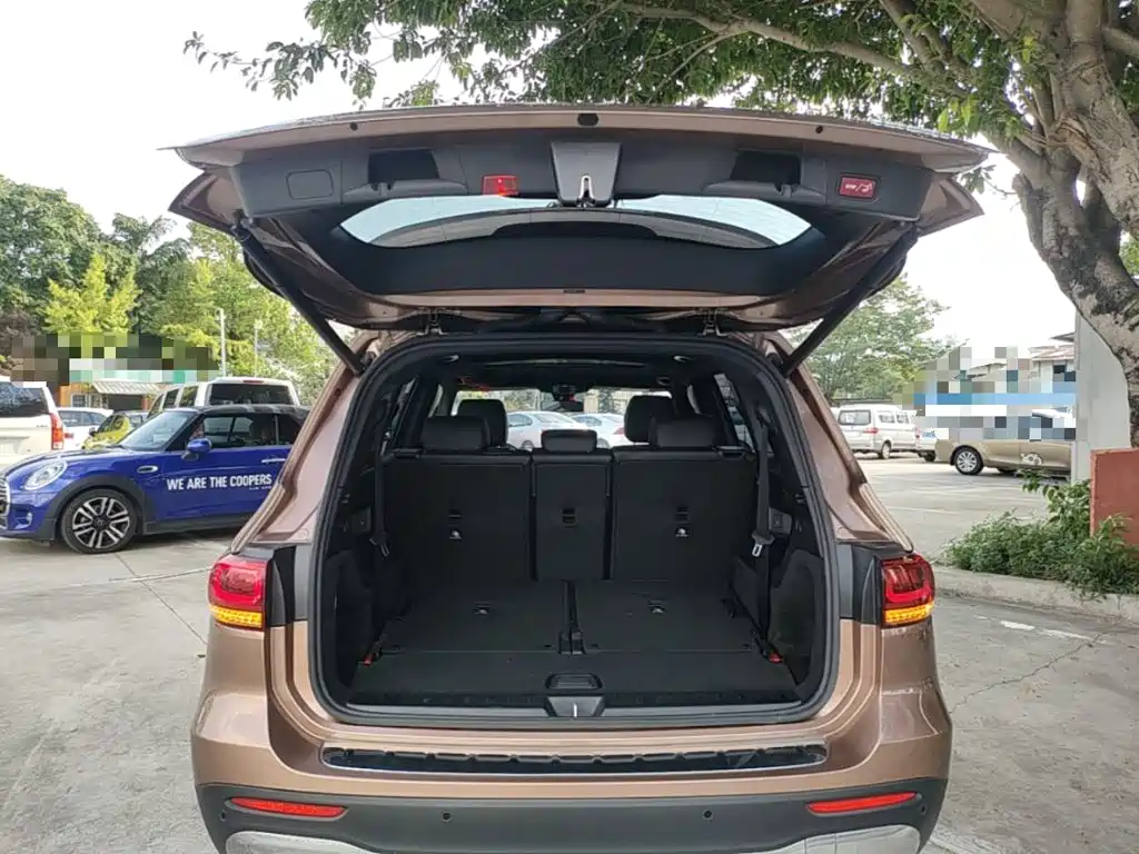 Mercedes-Benz GLB — миниатюра 19