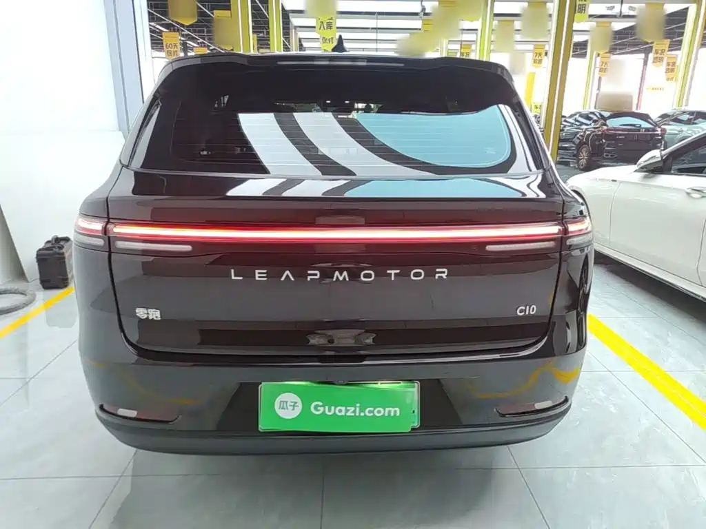 Leapmotor Leapmotor C10 — миниатюра 6