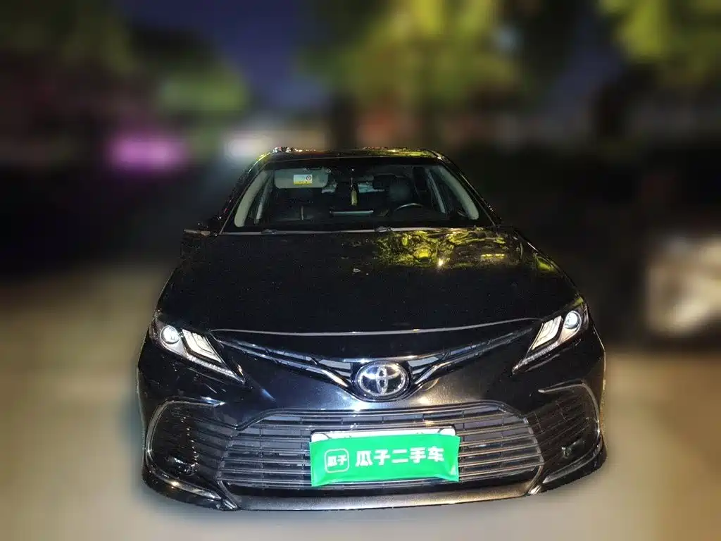 Toyota Camry — миниатюра 23