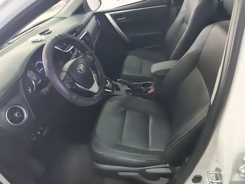Toyota Corolla Hybrid — миниатюра 15