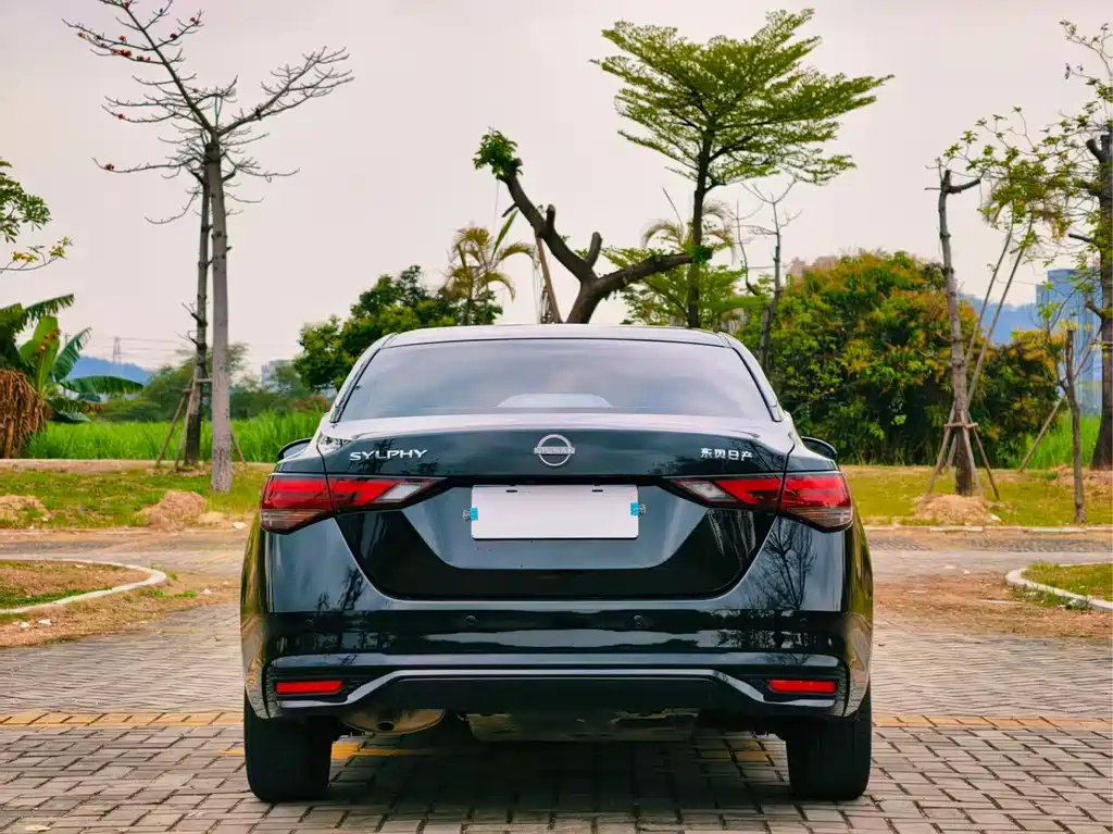 Nissan Sylphy - фото 4