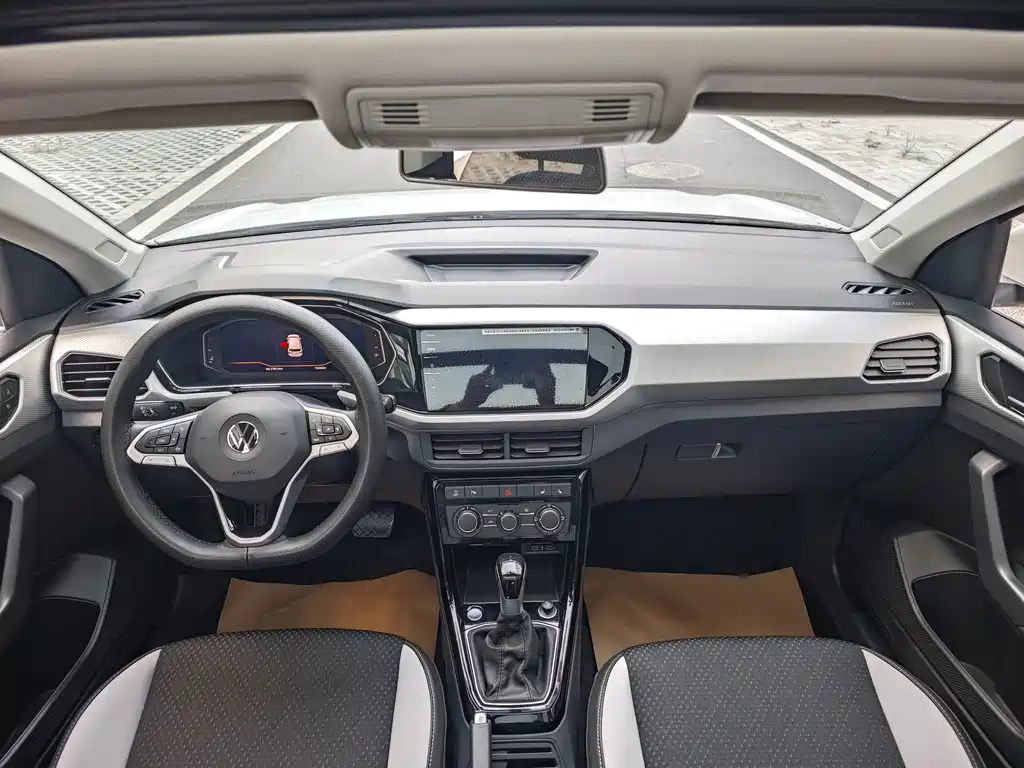 VOLKSWAGEN EXPLORING THE SHADOW