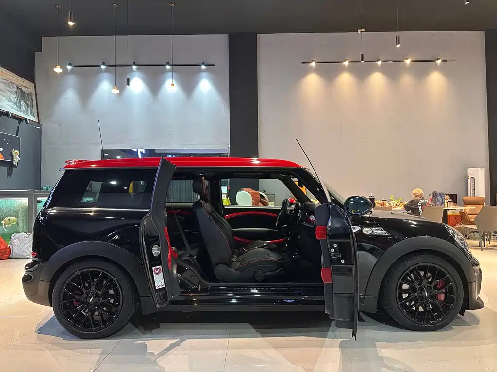 MINI Mini JCW Clubman — миниатюра 18