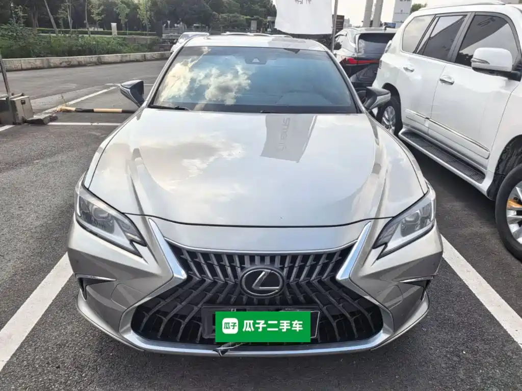 Lexus ES — миниатюра 3