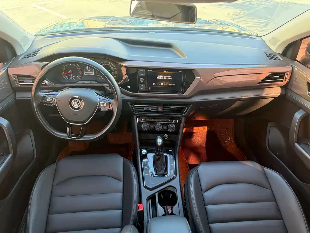 Volkswagen Tharu — миниатюра 5