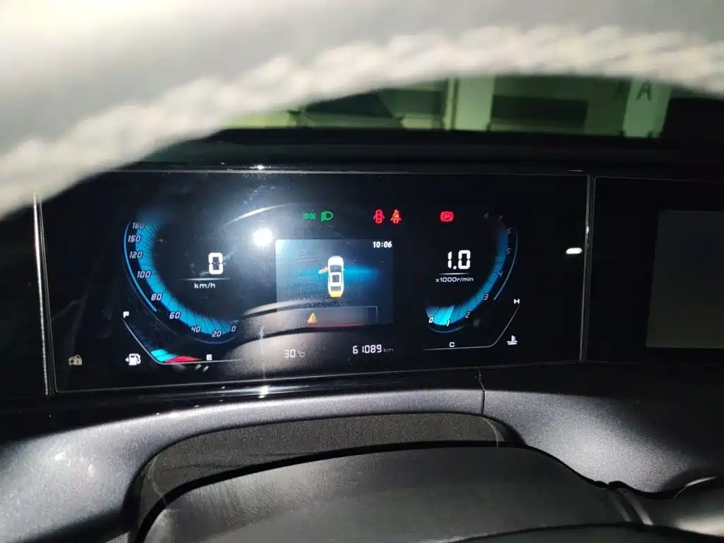 Changan Eado — миниатюра 4