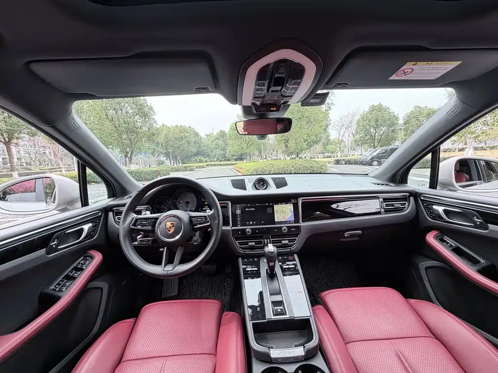Porsche Macan — миниатюра 6