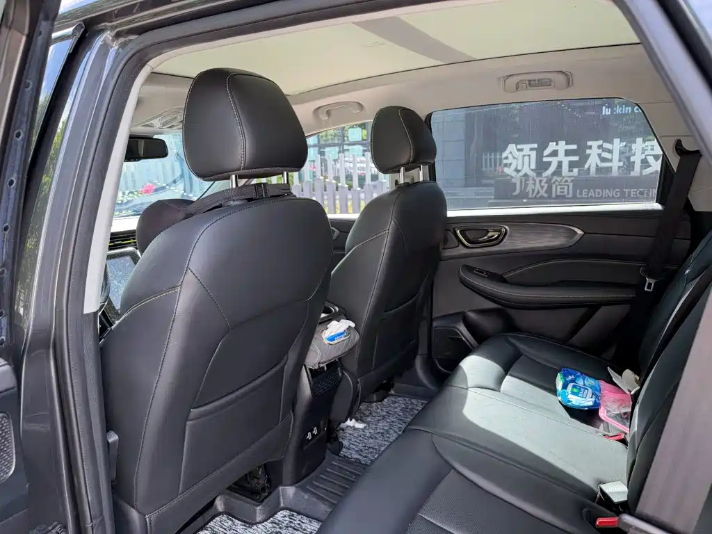 Roewe RX5 New Energy — миниатюра 11