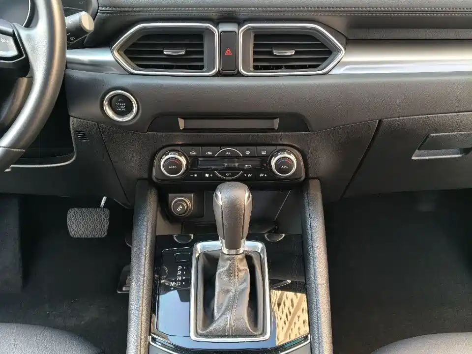 MAZDA CX 5