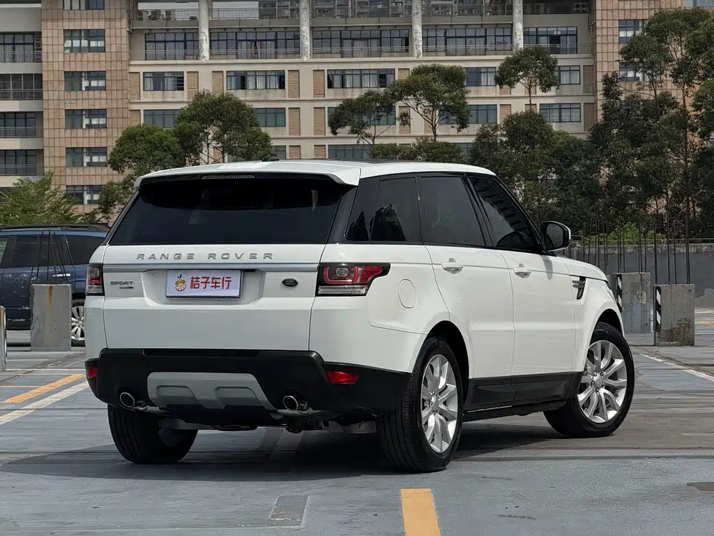 Land Rover Range Rover Sport 2017 3.0 SC V6 SE