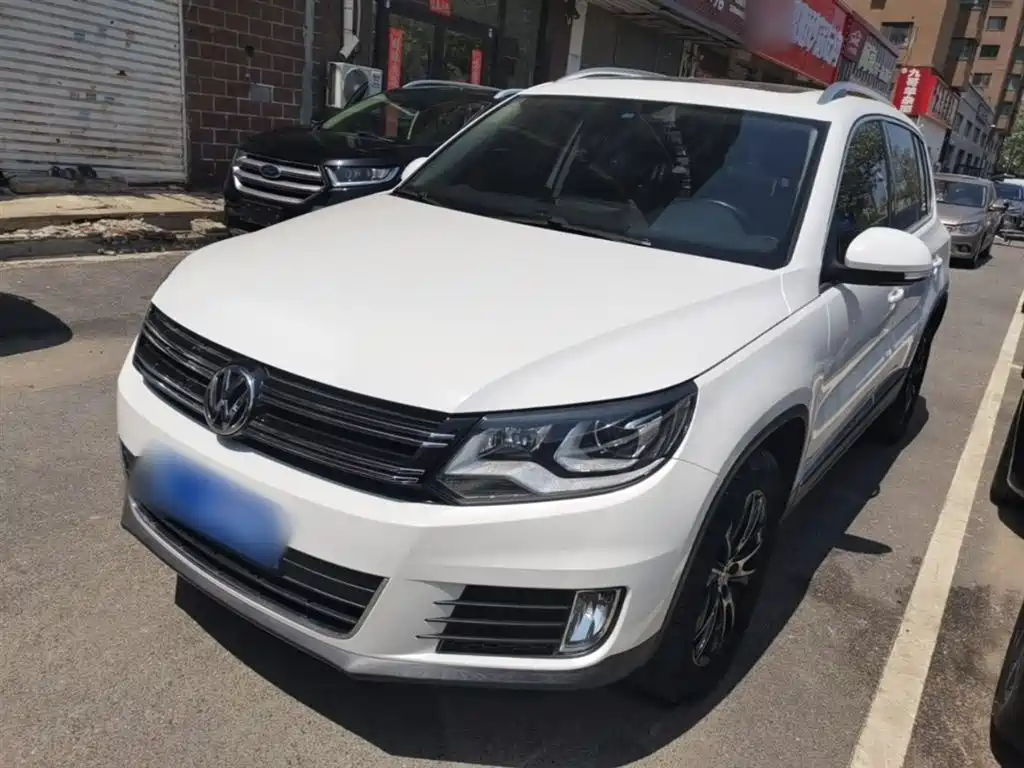Volkswagen Tiguan 2015