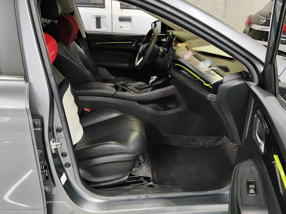Roewe i5 — миниатюра 8