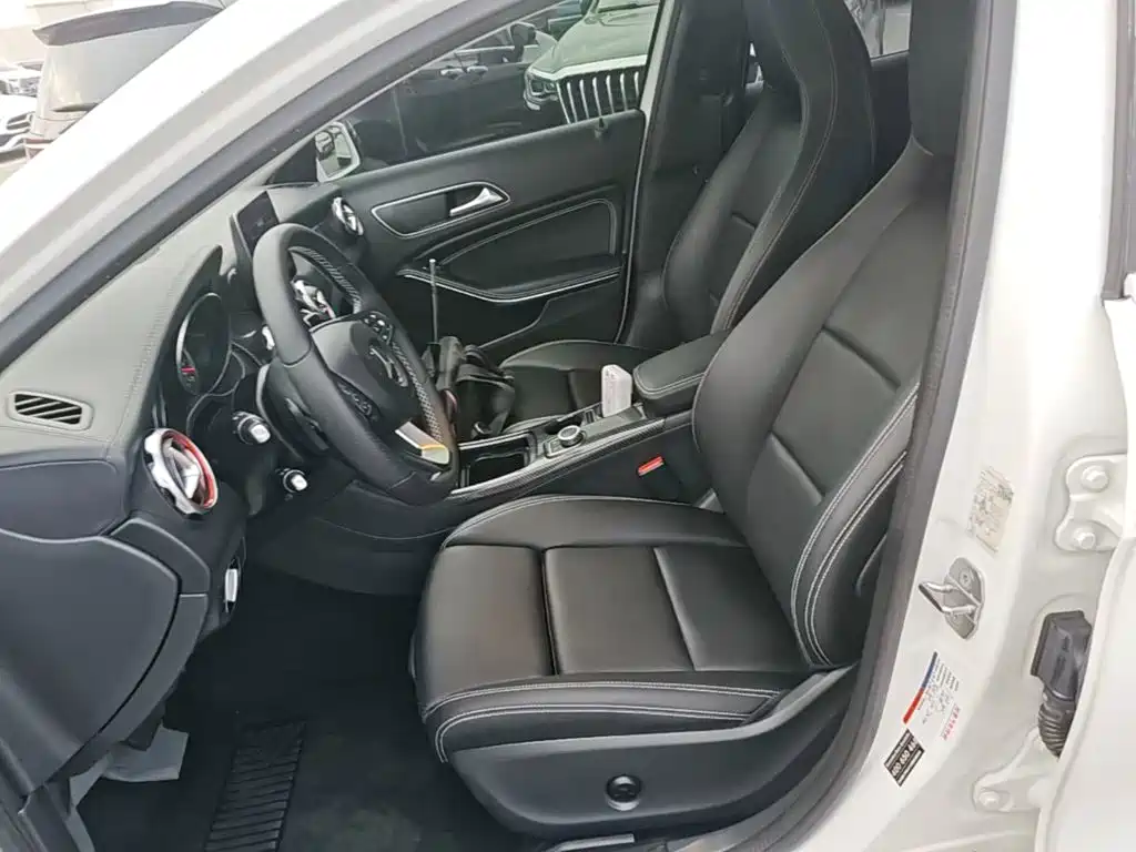 Mercedes-Benz GLA — миниатюра 15